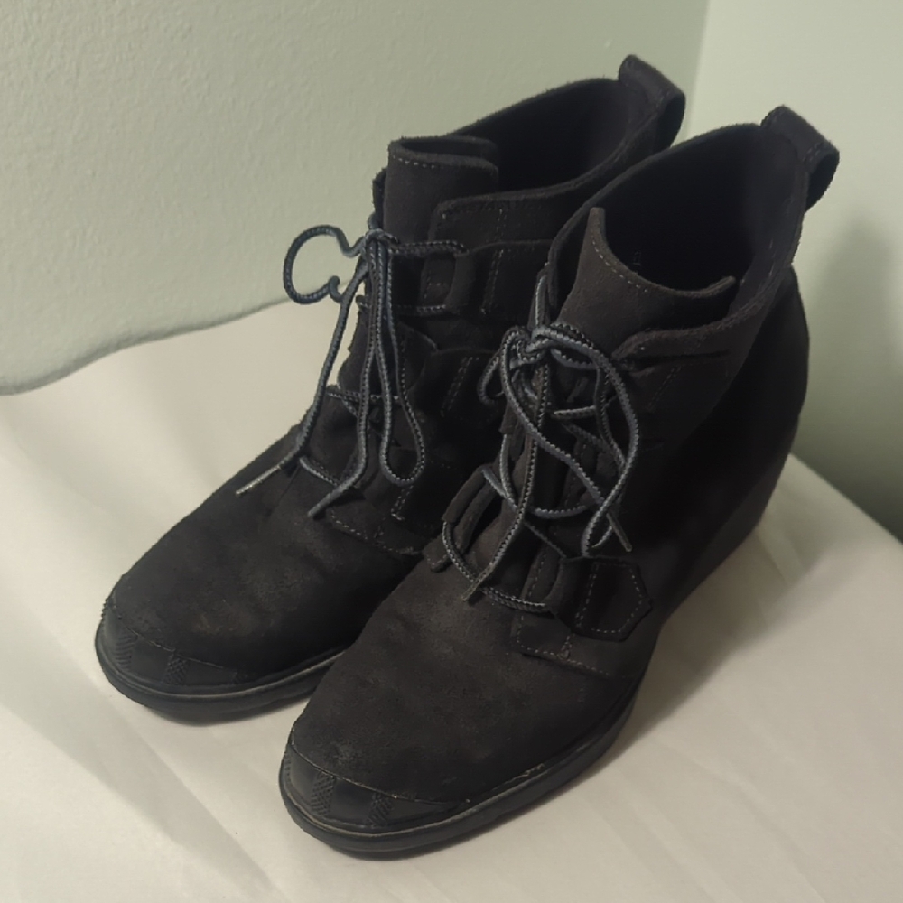 Sorel Toronto Suede Lace Up Ankle Boots